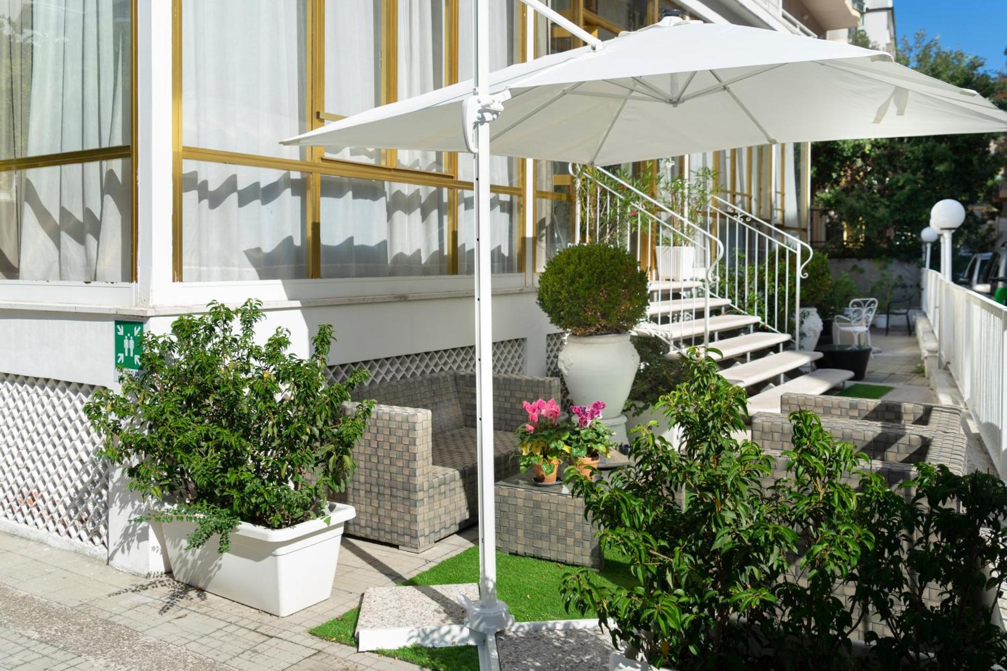 Hotel Italia Boutique Rimini Exterior foto